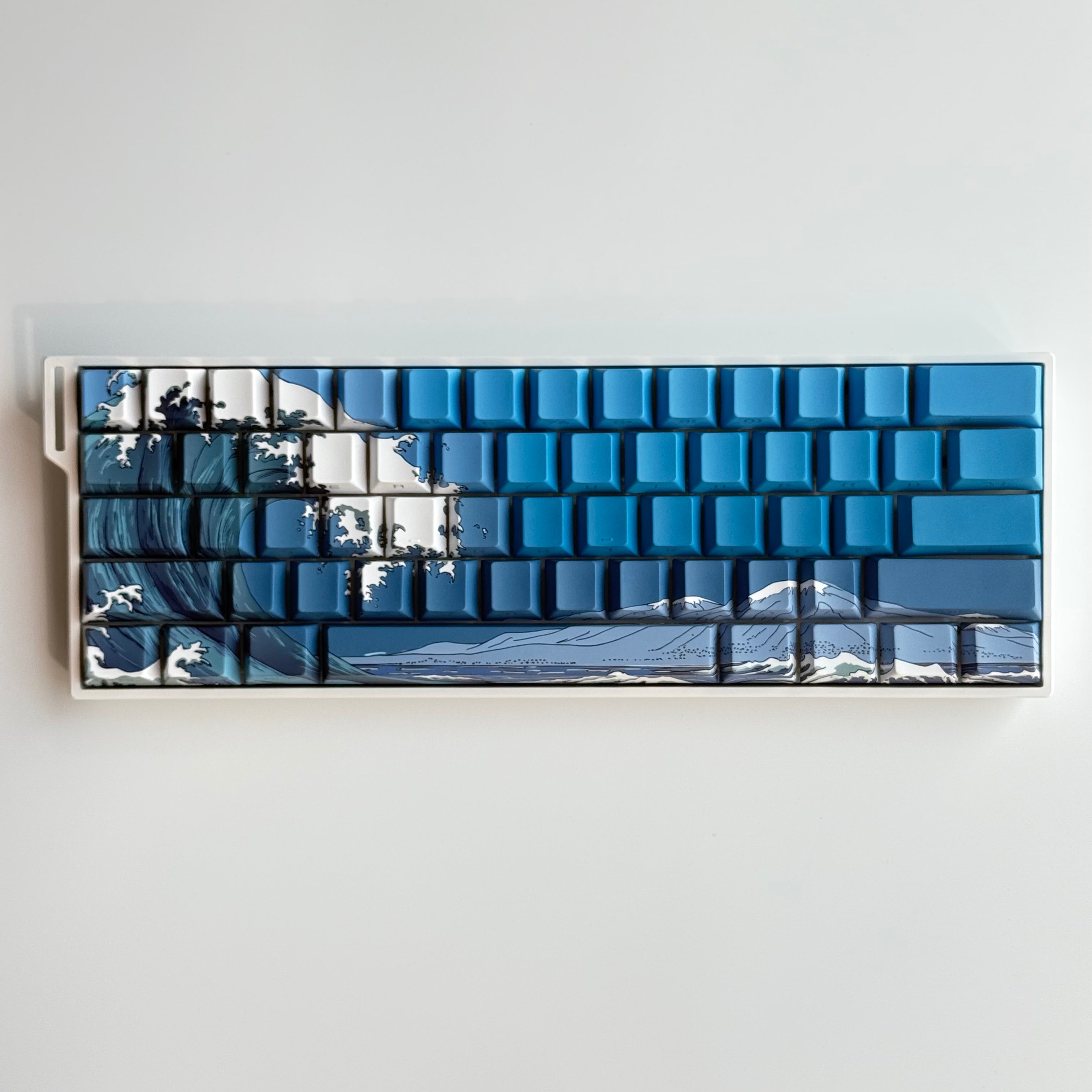 Ukiyoe side engraved keycaps